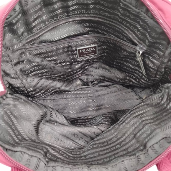 AUTHENTIC VINTAGE PRADA NYLON RED BAG - Picture 9 of 9